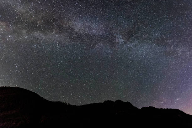 istock Beautiful Washington milkyway pictures 1453759687