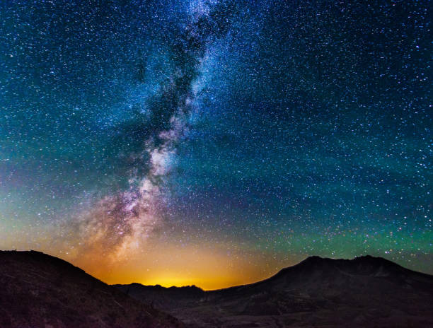 istock Beautiful Washington milkyway pictures 1453759694