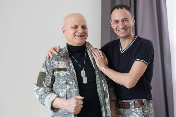 istock Soldier reunited with his parents 1453762810
