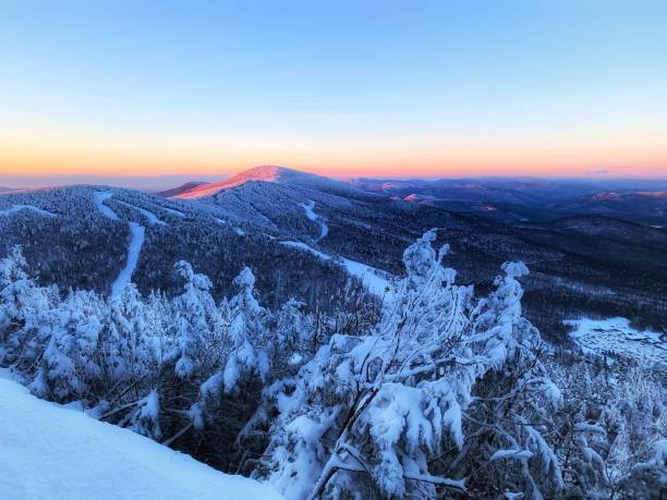 킬링턴 스키 리조트, 버몬트, 뉴잉글랜드 - snow ski track color image colors 뉴스 사진 이미지