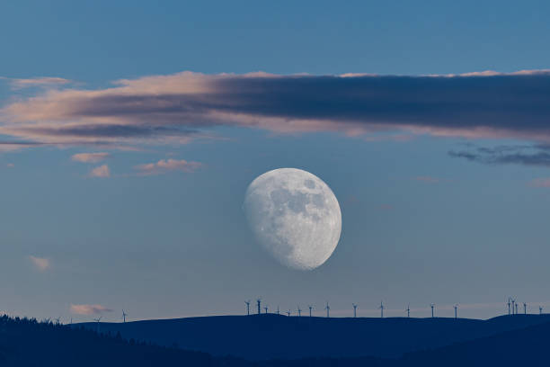istock The first Moon of 2023 in the cold winter! 1453842534