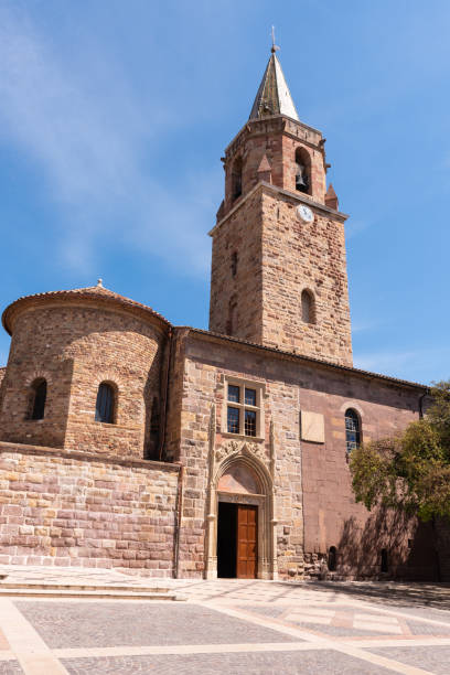 istock The cathedral of Frejus 1453852255