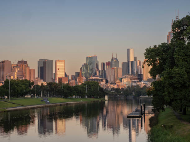 istock Melbourne skyline and the Yarra River early morning 1453864920