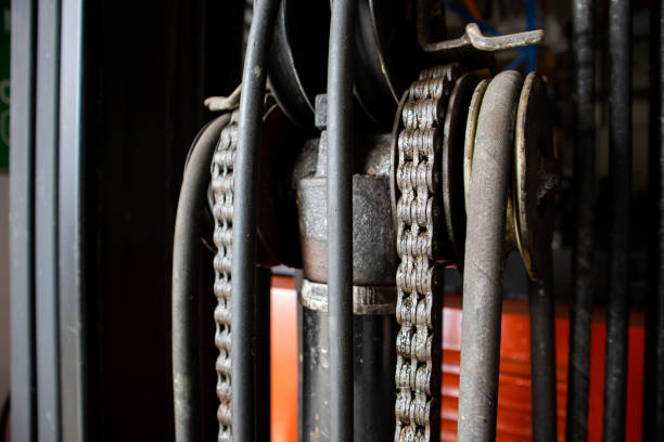 istock Reach truck chain mechanism 1453917735