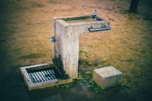 都内の児童公園にある噴水。