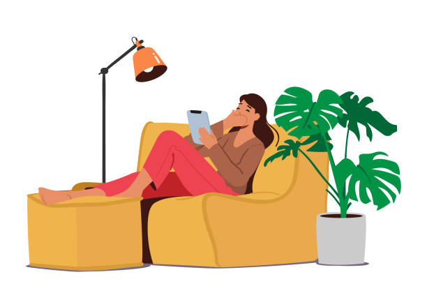 ilustrações, clipart, desenhos animados e ícones de data online, relações modernas, personagem feminina sentada no sofá com tablet pc, rindo, enviando mensagens via internet - no sofá com celular