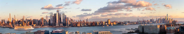 istock View of Manhattan 1454002774