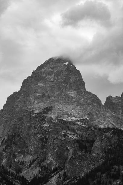 istock Beautiful Teton Nation Park Mountains 1454005393