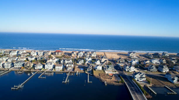 istock Mantoloking New Jersey Atlantic Ocean in background 1454006009