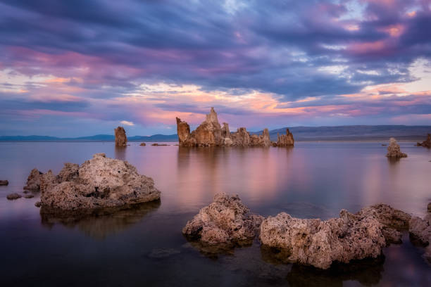 Mono Lake, Mono Lake Tufa State Natural Reserve, California Mono Lake, Mono Lake Tufa State Natural Reserve, California Mono Lake stock pictures, royalty-free photos & images