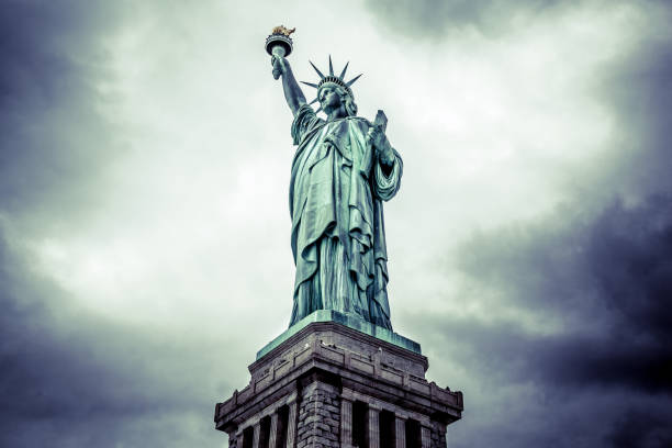 자유의 여신상-라스베가스 - replica statue of liberty 뉴스 사진 이미지