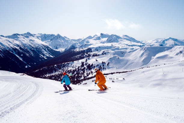 istock Couple on a ski vacation 1454045389