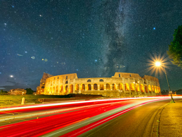 la città patrimonio dell'umanità di roma in italia - rome coliseum famous place architecture foto e immagini stock