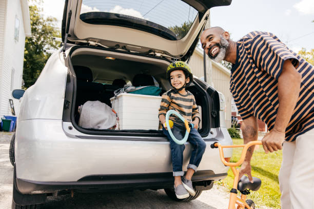 istock Going from daddy denial to caregiver 1454054412