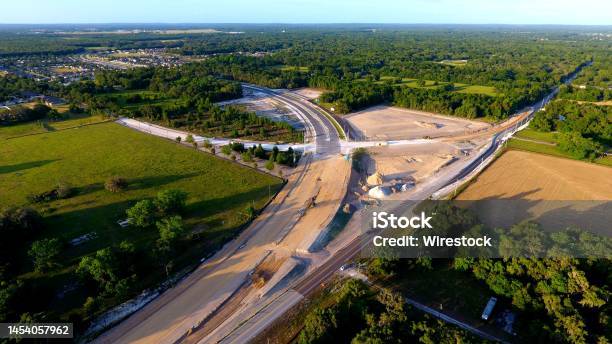Drone Shot Of A New County Line Road Intersection In Brooksville Florida Usa Stock Photo - Download Image Now