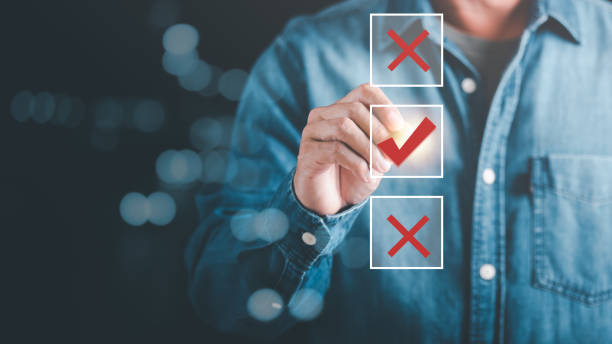 man check mark about exploring topics,In the virtual form check sheet,checklist ideas, checkbox to conduct opinion and quality surveys or satisfaction,Connect and work with modern wireless technology marca de verificación del hombre sobre la exploración de temas, en la hoja de verificación del formulario virtual, ideas de la lista de verificación, casilla de verificación para realizar encuestas de opinión y calidad o satisfacción, conectarse y t