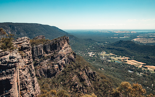 Scene of the Pinnacle Lookout in the Grampians National Park in sunny days