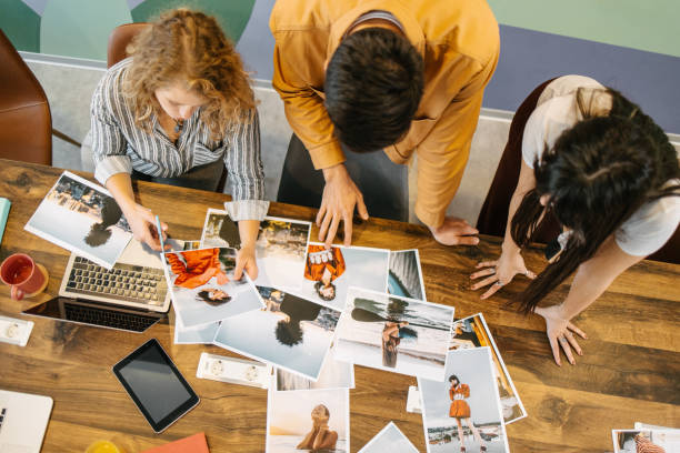 istock A team choosing a magazine cover 1454118422