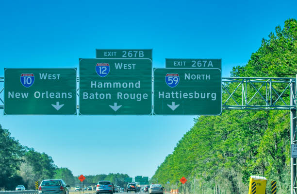 istock Interstate traffic to New Orleans on a sunny day 1454139760