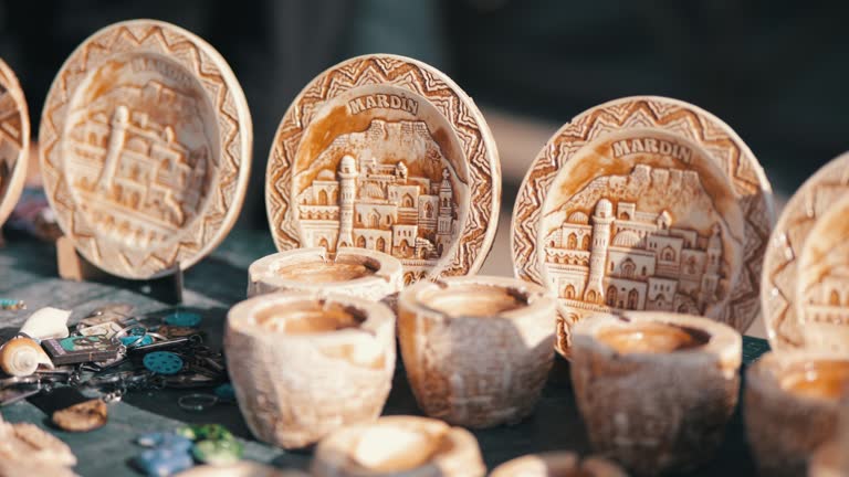 mardin city fridge magnet, mardin souvenirs, Mardin city general view,Mardin Historical City, Mardin old town cityscape, pottery plates and cups, porcelain gift items, mardin city fridge magnet, mardin souvenirs, Mardin city general view,