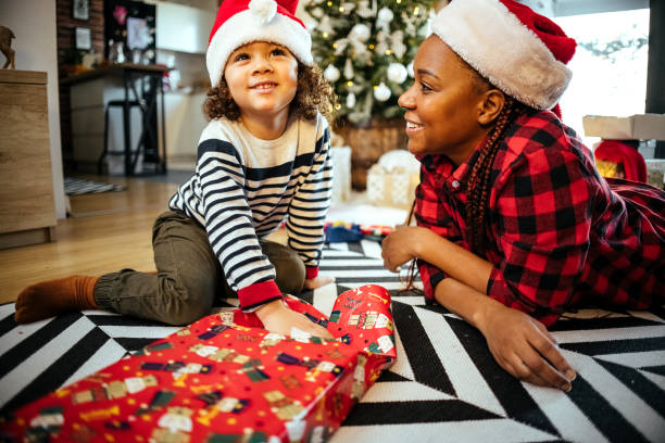 istock We want to surprise someone for the holidays 1454223214