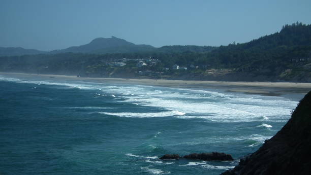 istock Oregon Coast Lincoln City Beach 1454229246