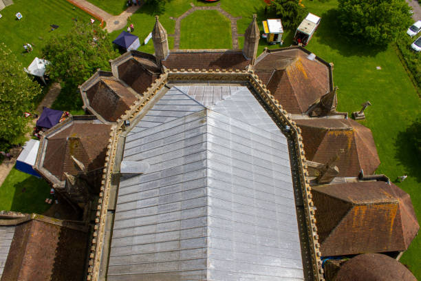 foto del techo de la iglesia abacial de santa maría la virgen tewkesbury, reino unido - tewkesbury abbey fotografías e imágenes de stock