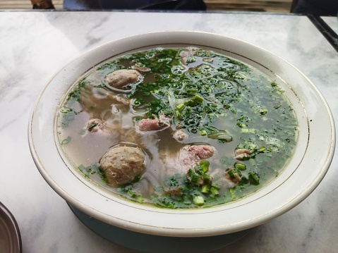 Bahn pho with meat balls and veggie