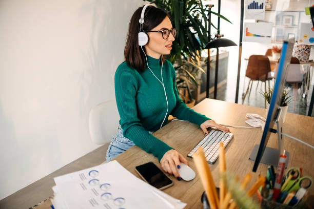 istock Distance and time are no match for modern technology 1454431248