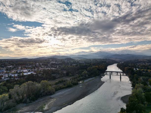 istock Sacramento River Crossing in Redding 1454621568