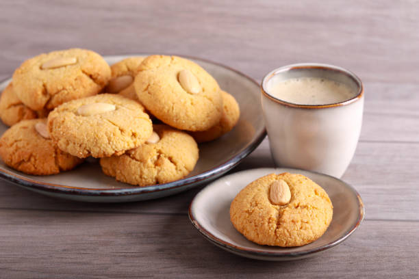 istock Almond cookies, served 1454684420