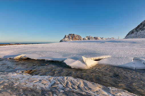 Fabulous winter scenery on Uttakleiv beach at morning. Popular tourist destination. Location: Vestvagoy island, Lofoten; Norway, Europe