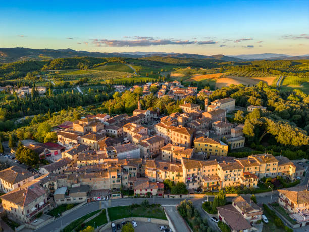 istock Castelnuovo Berardenga, Tuscan medieval town from drone 1454731100
