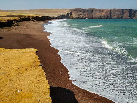 Dona Ana Beach during a queit morning, Lagos, Portugal.