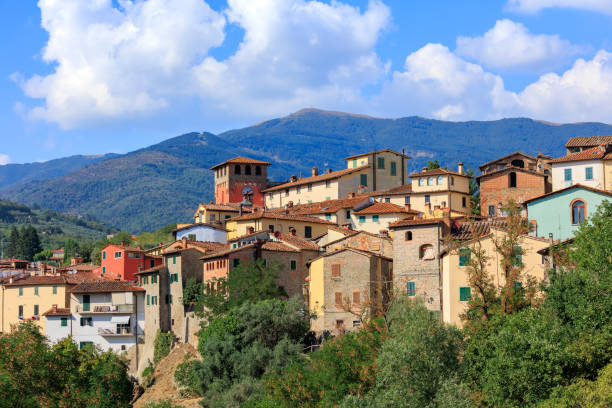 istock Loro Ciuffenna skyline, Tuscan old town 1454853052