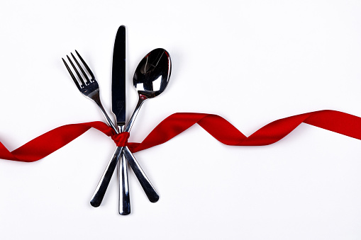 Cutlery set and ribbon