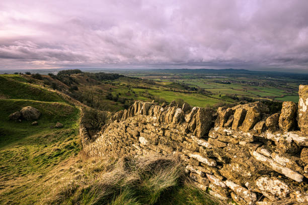 vista dalla collina di bredon - vale of evesham foto e immagini stock