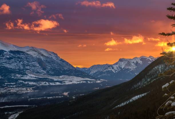 istock Warm Sunrise In The Canmore Mountains 1455114452