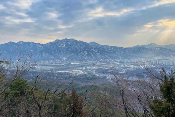 istock Winter Morning in Seoul 1455135667