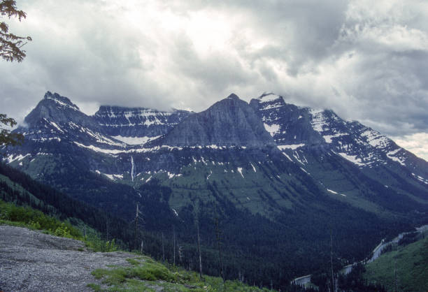 istock Glacier NP - Going to the Sun Road Mountains & Clouds - 1989 1455144663