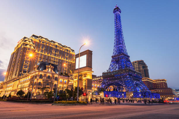 exterior of parisian casino at sunset. - macao bildbanksfoton och bilder