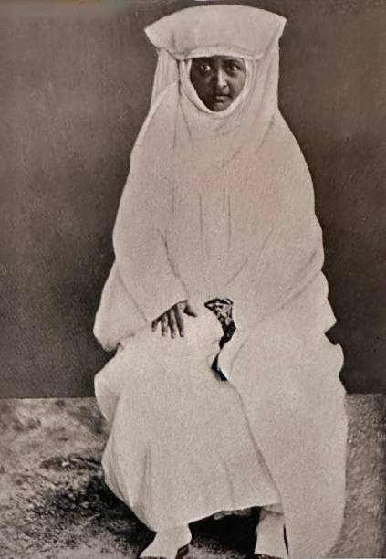 istock Woman from Mecca in white dress, face visible 1455307160