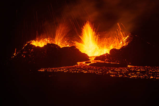 istock Iceland Volcanic Eruption Lava Fountain 1455376004