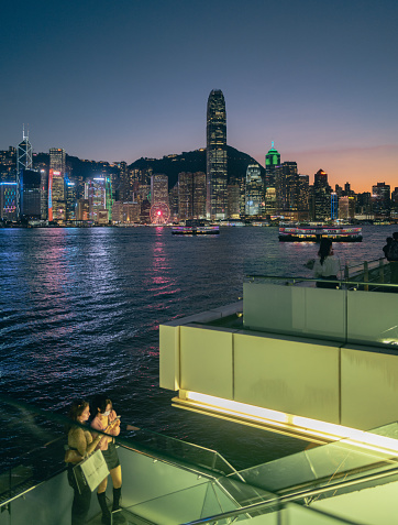 This photo was taken at the Victoria Peak in winter time after sunset.