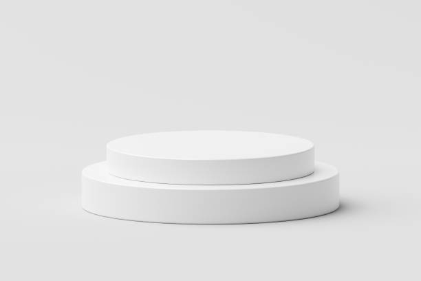 White modern round podium stage platform step on 3d background with presentation show product display studio scene or empty circle pedestal geometric cylinder and minimal blank cosmetic place stand. plataforma de escenario de podio redonda moderna blanca sobre fondo 3d con presentación de mostrar la escena del estudio de exhibición de productos o el cilindro geométrico del pedestal circular vacío y el soporte de lugar cosmético en blanco mínimo.