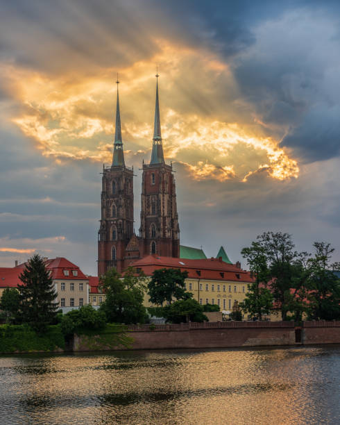 istock Cathedral on Ostrow Tumski at Dawn 1455529256