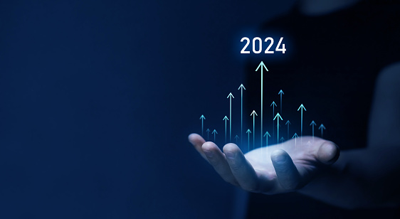 Gráfico de crecimiento y desarrollo de la empresa en el nuevo año 2024. Planificación, oportunidad, reto y estrategia de negocio en el nuevo año 2024. Desarrollo al éxito y motivación. photo