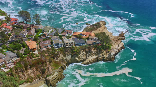 AERIAL Houses on a cliff in South Laguna, Laguna beach, California