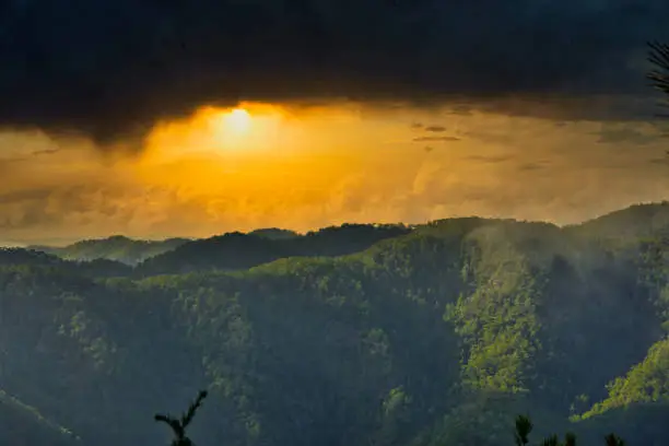 Moody sun with beautiful mountains....