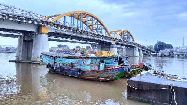 istock When do fishermen stop under the river bridge 1455866265
